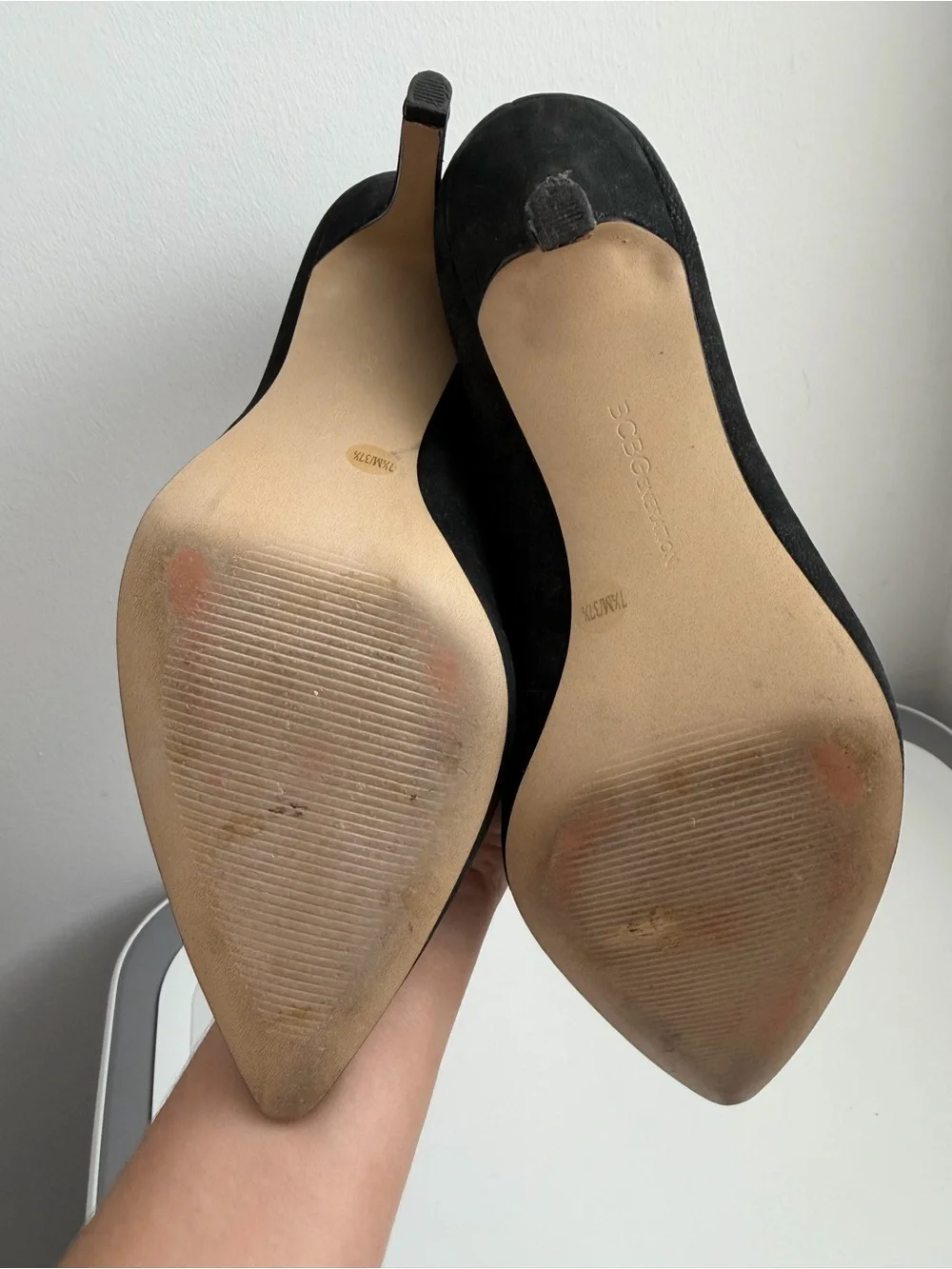 BCBGeneration Black Pointed Toe Suede Pumps (PL-GAMINKH-X)